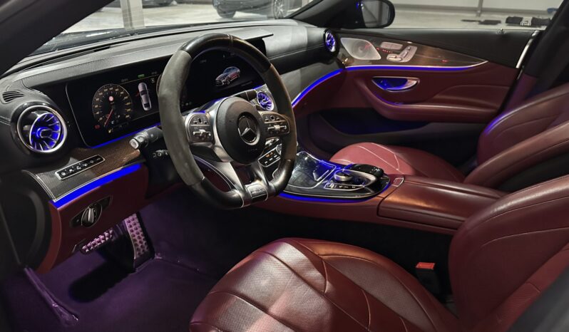 
								Mercedes-Benz CLS 53 AMG full									