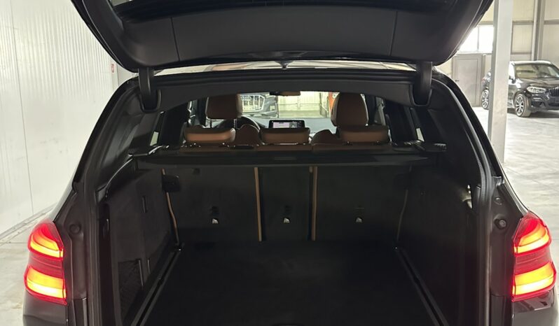 
								BMW X3 40i xDrive M Package full									