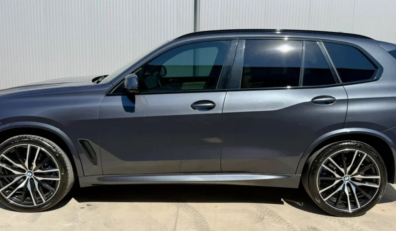 
								BMW X5 40i xDrive M Package full									