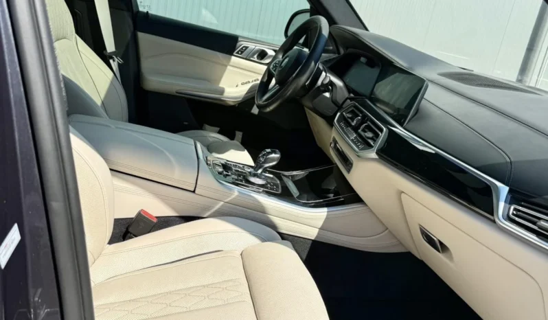 
								BMW X5 40i xDrive M Package full									