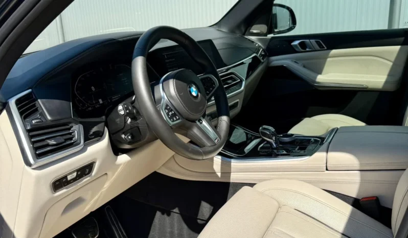 
								BMW X5 40i xDrive M Package full									
