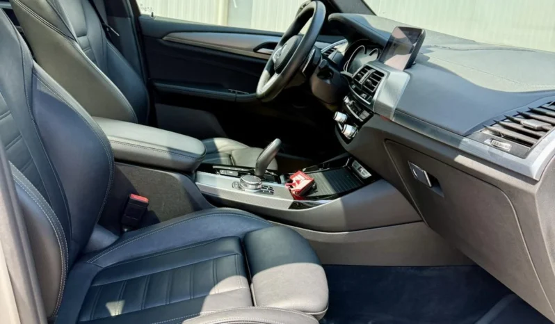 
								BMW X3 M40i xDrive full									