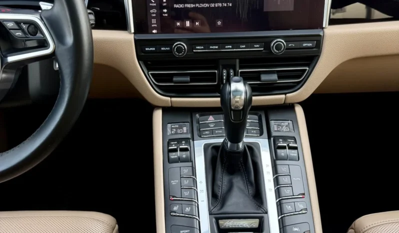 
								Porsche Macan S 30T PDK full									