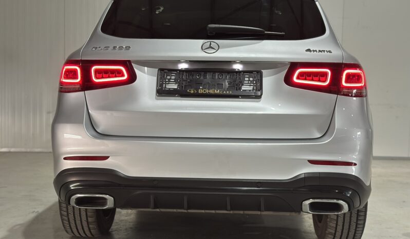 
								Mercedes-Benz GLC 300 AMG Package full									