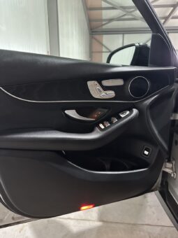 
										Mercedes-Benz GLC 300 AMG Package full									