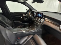 
										Mercedes-Benz GLC 300 AMG Package full									