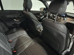 
										Mercedes-Benz GLC 300 AMG Package full									