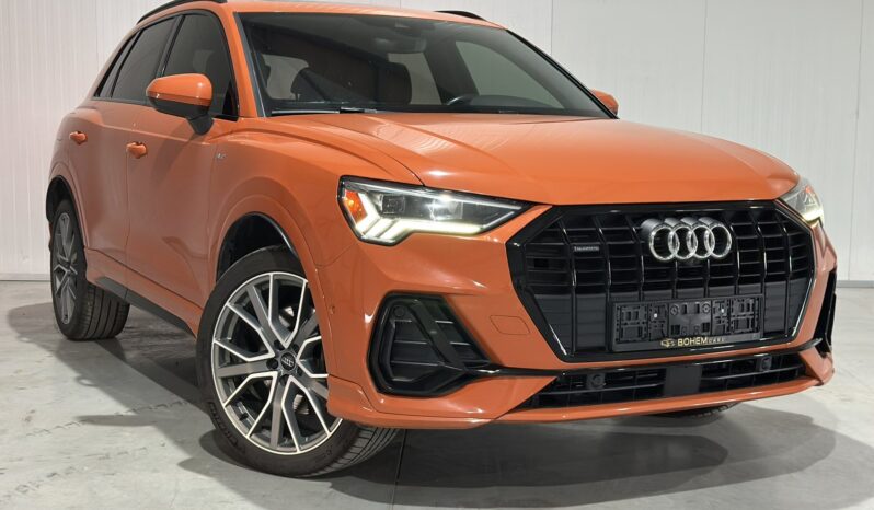
								Audi Q3 TECHNIK 45TFSI full									