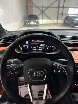 
										Audi Q3 TECHNIK 45TFSI full									