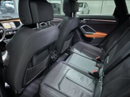 
										Audi Q3 TECHNIK 45TFSI full									