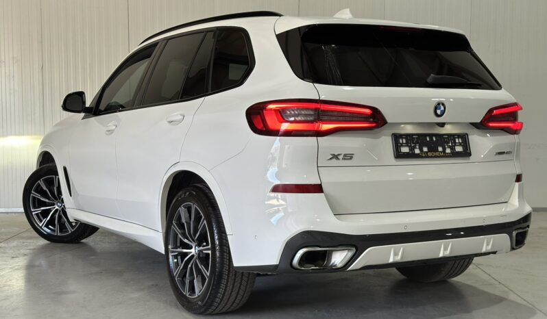 
								BMW X5 40i xDrive M Package full									