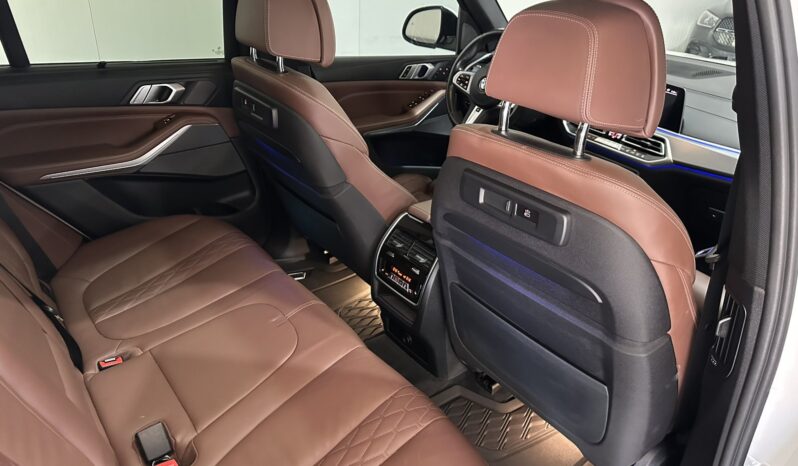 
								BMW X5 40i xDrive M Package full									