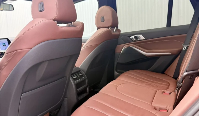 
								BMW X5 40i xDrive M package full									