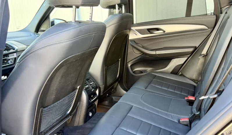 
								BMW X3 M40i xDrive full									