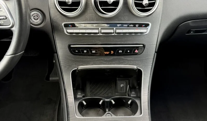 
								Mercedes-Benz GLC 300 Coupe 4M AMG Night full									