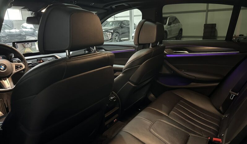 
								BMW 540 xDrive M Package full									