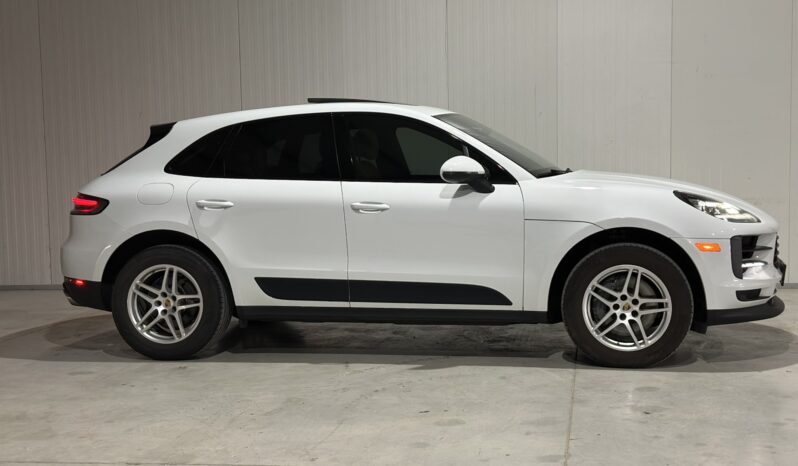 
								Porsche Macan S 30T full									