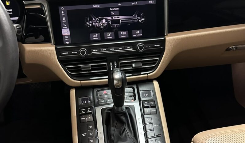 
								Porsche Macan S 30T full									