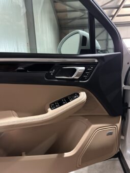 
										Porsche Macan S 30T full									