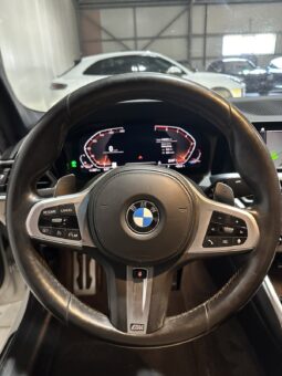 
										BMW 330 xDrive M Package full									