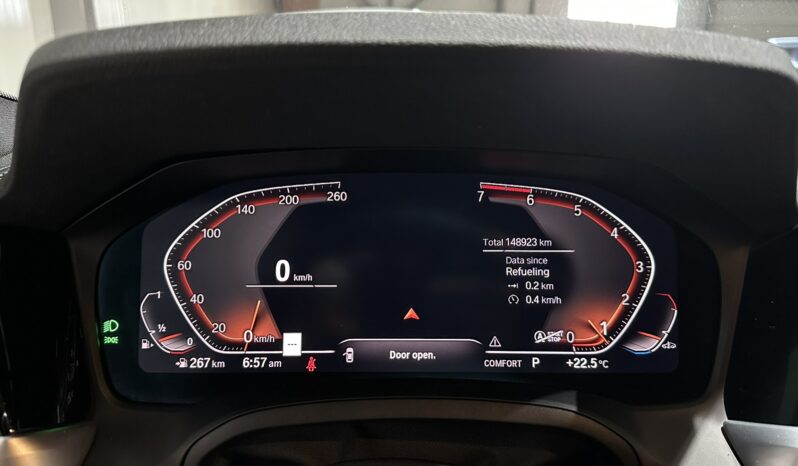 
								BMW 330 xDrive M Package full									