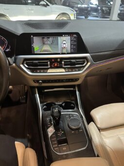 
										BMW 330 xDrive M Package full									