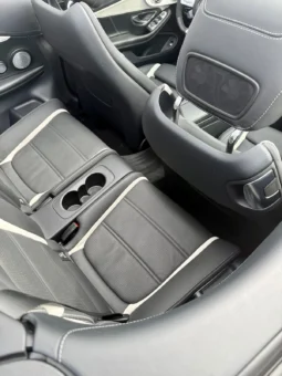 
										Mercedes-Benz C 63 AMG S Cabriolet full									