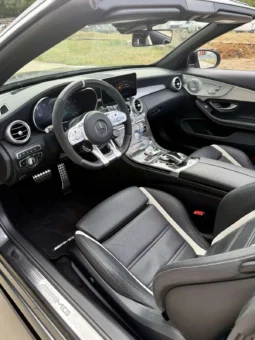 
										Mercedes-Benz C 63 AMG S Cabriolet full									