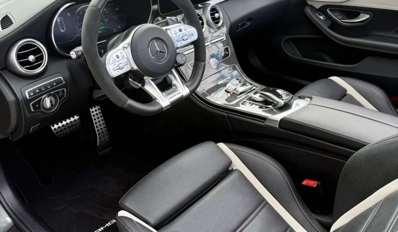 
								Mercedes-Benz C 63 AMG S Cabriolet full									