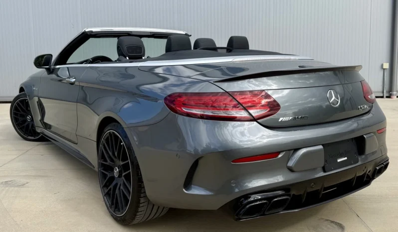 
								Mercedes-Benz C 63 AMG S Cabriolet full									