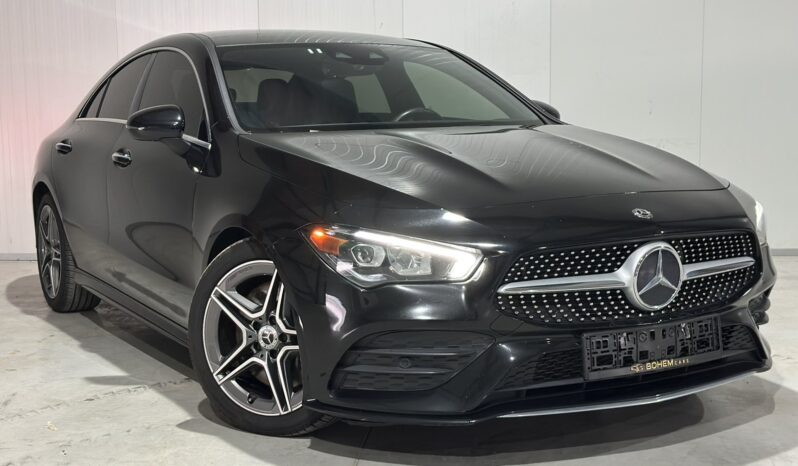 
								Mercedes-Benz CLA 250 AMG Line full									